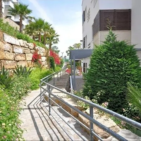 Lujoso Apartamento Bahia De Casares Costa * Estepona