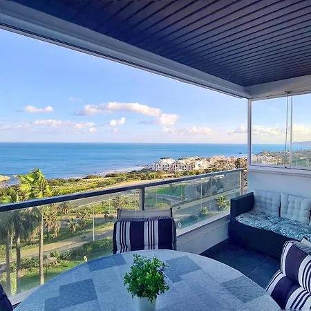 Lujoso Apartamento Bahia De Casares Costa * Estepona